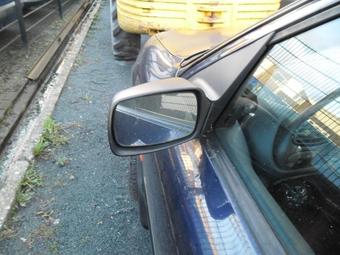 Ford Mondeo II Wagon 1.8i 16V Sloopvoertuig (1998, Blauw)