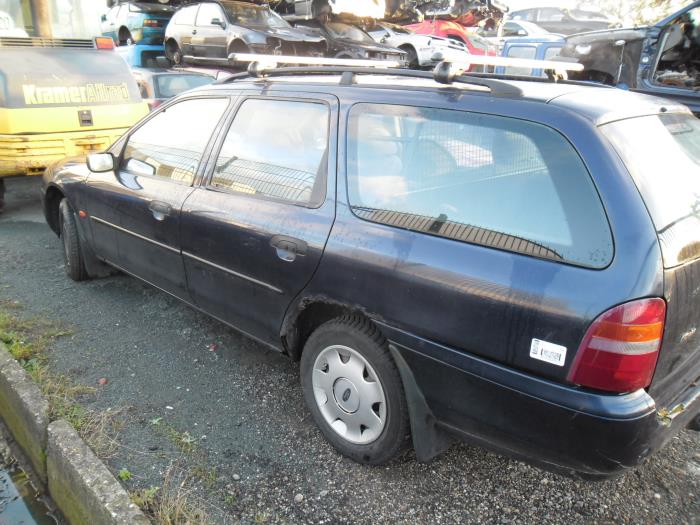 Ford Mondeo II Wagon 1.8i 16V Sloopvoertuig (1998, Blauw)