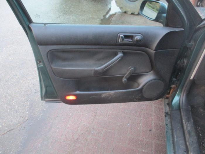 Volkswagen Golf IV Variant 1.9 TDI 90 Sloopvoertuig (2000, Groen)