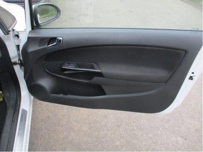 Opel Corsa D 1.3 CDTi 16V ecoFLEX Sloopvoertuig (2010, Wit)