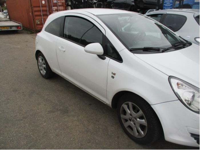 Opel Corsa D 1.3 CDTi 16V ecoFLEX Sloopvoertuig (2010, Wit)