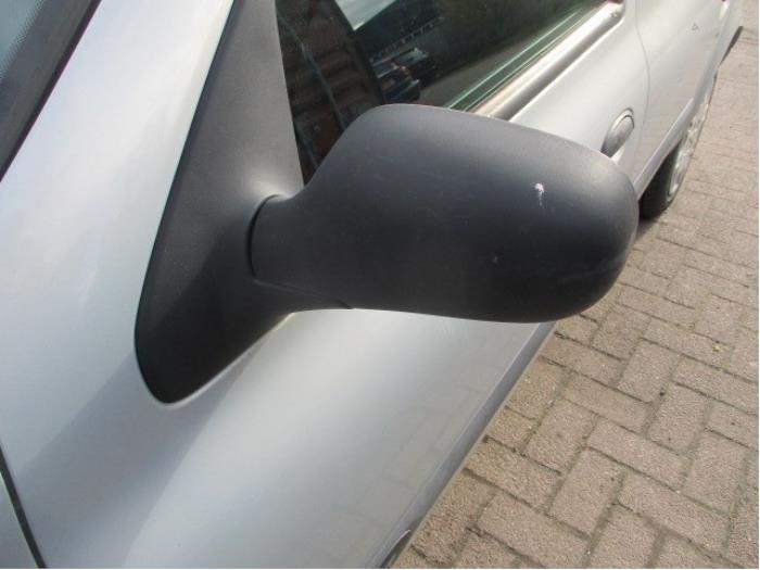 Renault Clio II 1.4 Sloopvoertuig (1999, Grijs)