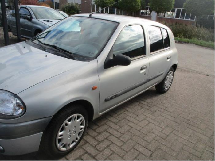 Renault Clio II 1.4 Sloopvoertuig (1999, Grijs)