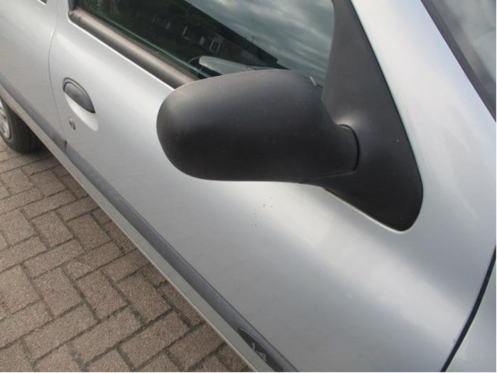 Renault Clio II 1.4 Sloopvoertuig (1999, Grijs)