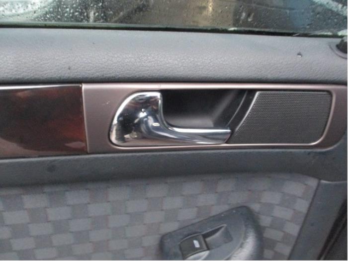 Audi A6 2.5 TDI V6 24V Sloopvoertuig (2001, Blauw)