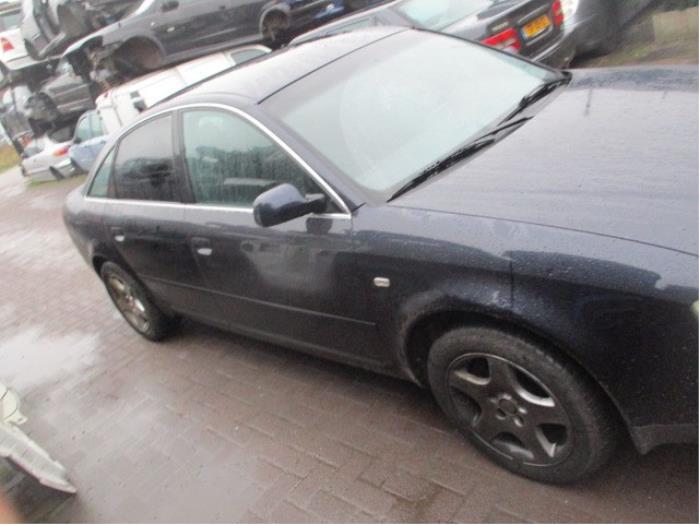 Audi A6 2.5 TDI V6 24V Sloopvoertuig (2001, Blauw)