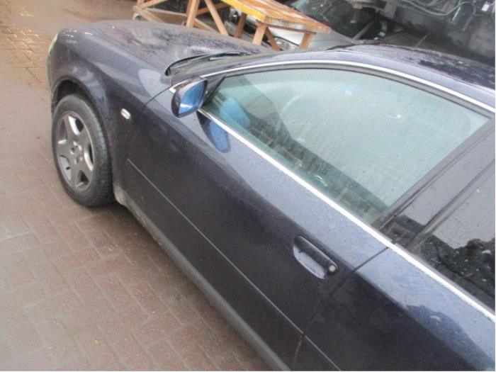 Audi A6 2.5 TDI V6 24V Sloopvoertuig (2001, Blauw)