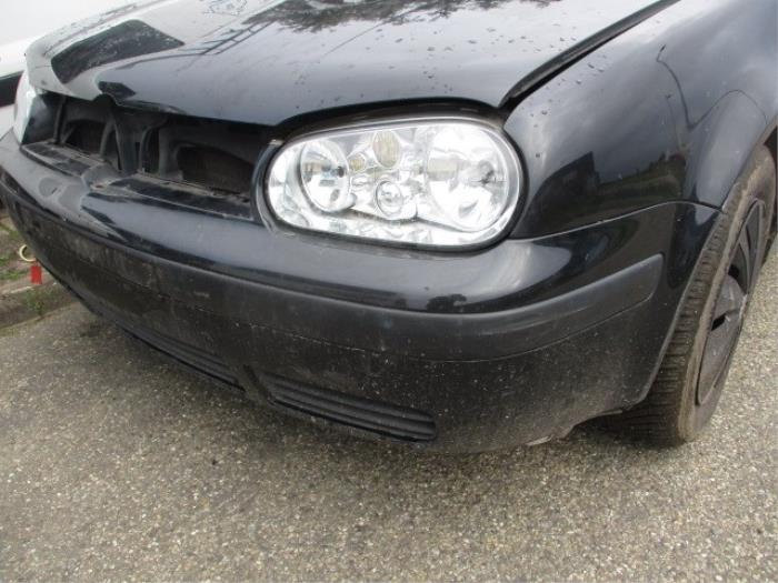 Volkswagen Golf IV 1.6 Sloopvoertuig (1998, Zwart)