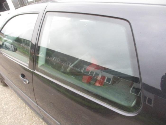 Volkswagen Golf IV 1.6 Sloopvoertuig (1998, Zwart)