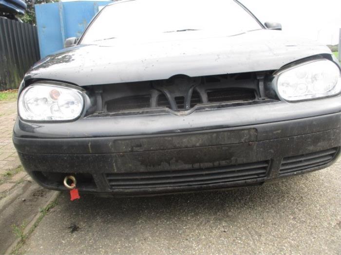 Volkswagen Golf IV 1.6 Sloopvoertuig (1998, Zwart)