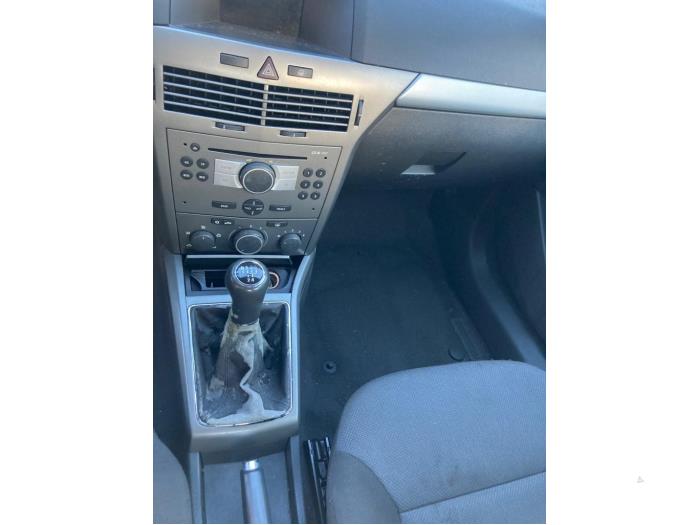 Opel Astra H 1.4 16V Twinport Sloopvoertuig (2004, Grijs)