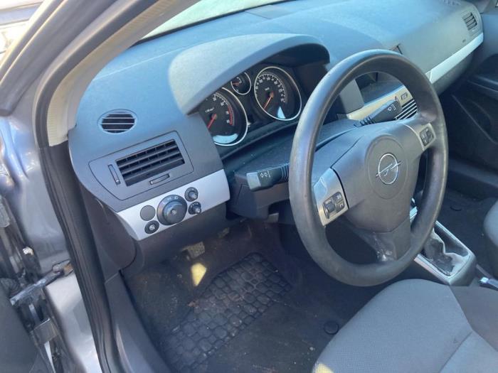 Opel Astra H 1.4 16V Twinport Sloopvoertuig (2004, Grijs)