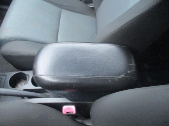 Toyota Corolla Verso 2.2 D-4D 16V Sloopvoertuig (2006, Grijs)