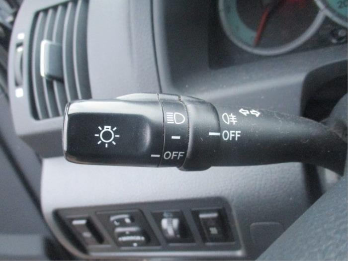 Toyota Corolla Verso 2.2 D-4D 16V Sloopvoertuig (2006, Grijs)