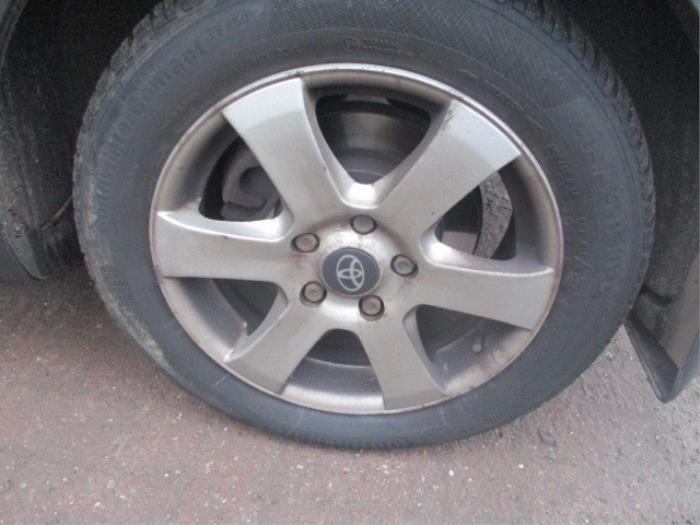 Toyota Corolla Verso 2.2 D-4D 16V Sloopvoertuig (2006, Grijs)