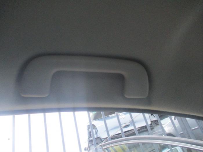 Toyota Corolla Verso 2.2 D-4D 16V Sloopvoertuig (2006, Grijs)