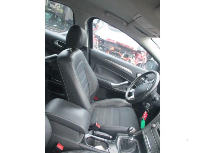 Ford Mondeo IV 2.5 20V Sloopvoertuig (2008, Zwart)