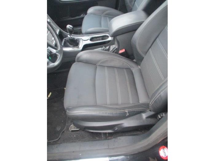 Ford Mondeo IV 2.5 20V Sloopvoertuig (2008, Zwart)