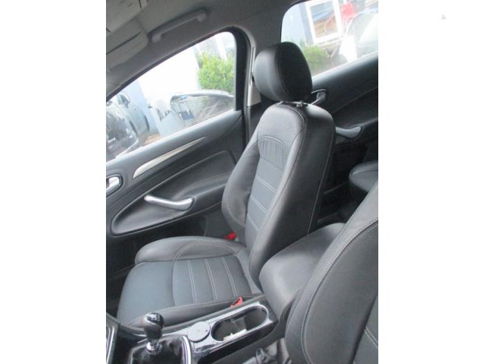 Ford Mondeo IV 2.5 20V Sloopvoertuig (2008, Zwart)