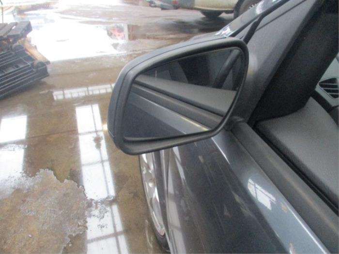 Ford Focus 2 Wagon 1.6 16V Sloopvoertuig (2005, Grijs)