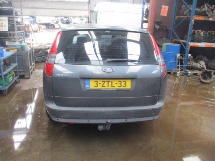 Ford Focus 2 Wagon 1.6 16V Sloopvoertuig (2005, Grijs)