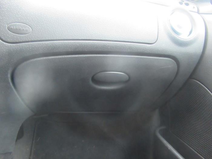 Citroen C2 1.1 Sloopvoertuig (2004, Zwart)