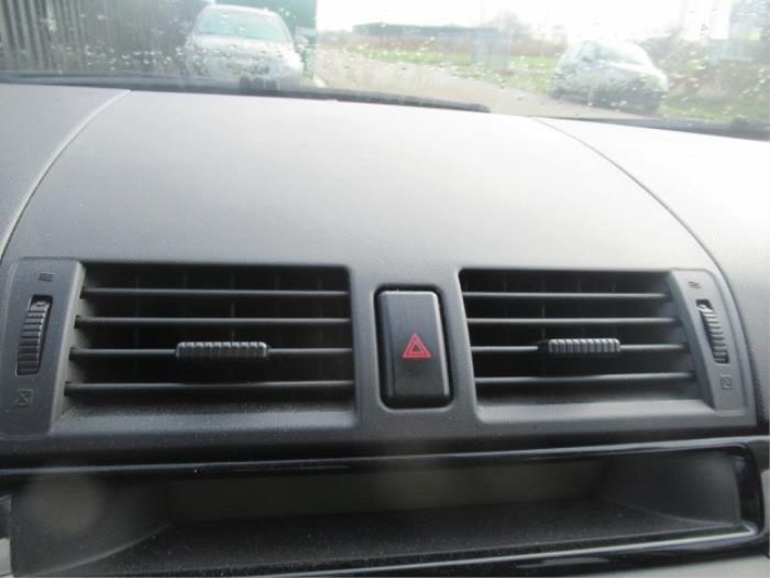 Mazda 3 Sport 1.6 CiTD 16V Sloopvoertuig (2005, Blauw)