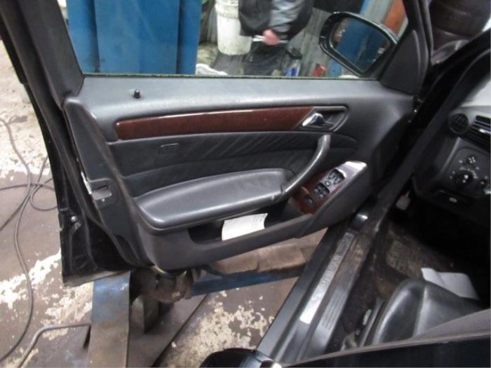 Mercedes C 1.8 C-200K 16V Sloopvoertuig (2002, Zwart)