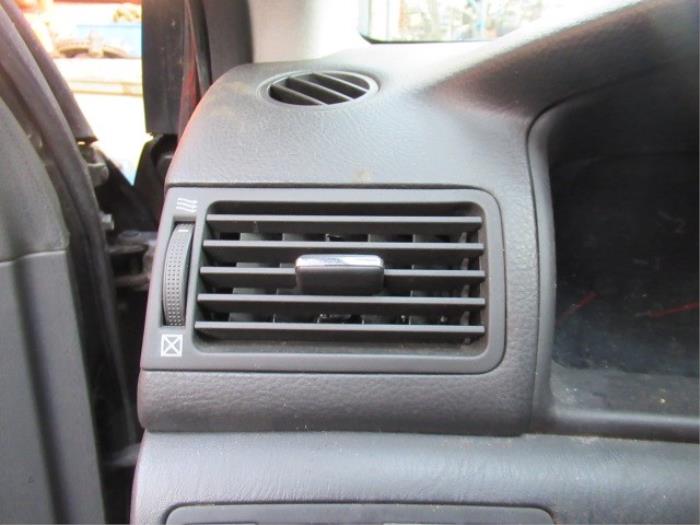 Toyota Corolla 2.0 D-4D 16V 110 Sloopvoertuig (2003, Zwart)