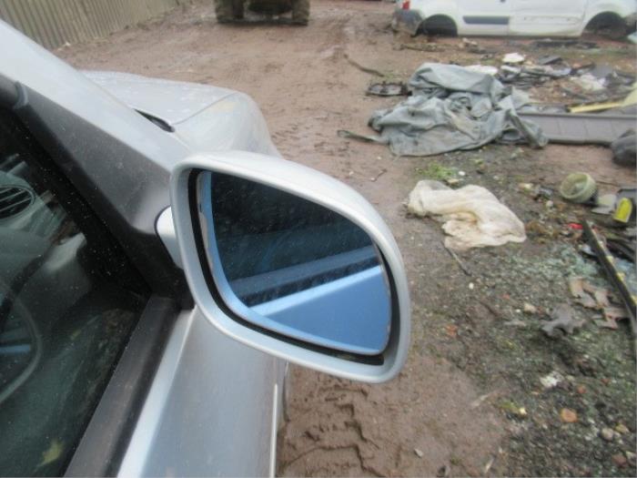 Volkswagen Bora 2.0 Sloopvoertuig (2000, Grijs)