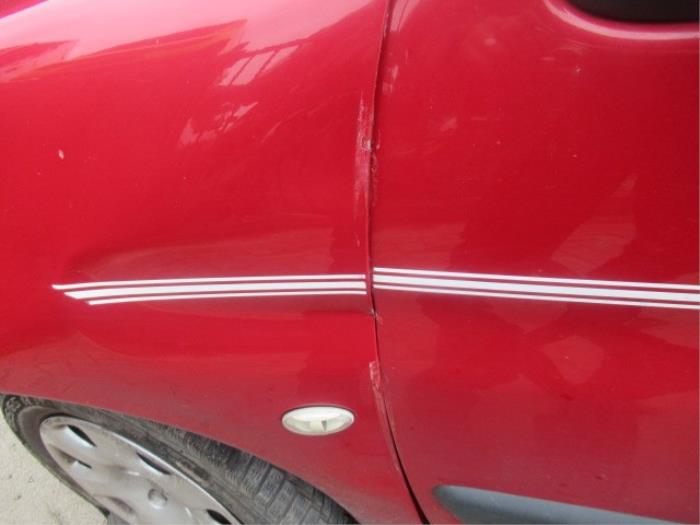 Peugeot Partner Combispace 1.6 HDI 90 16V Sloopvoertuig (2007, Rood)