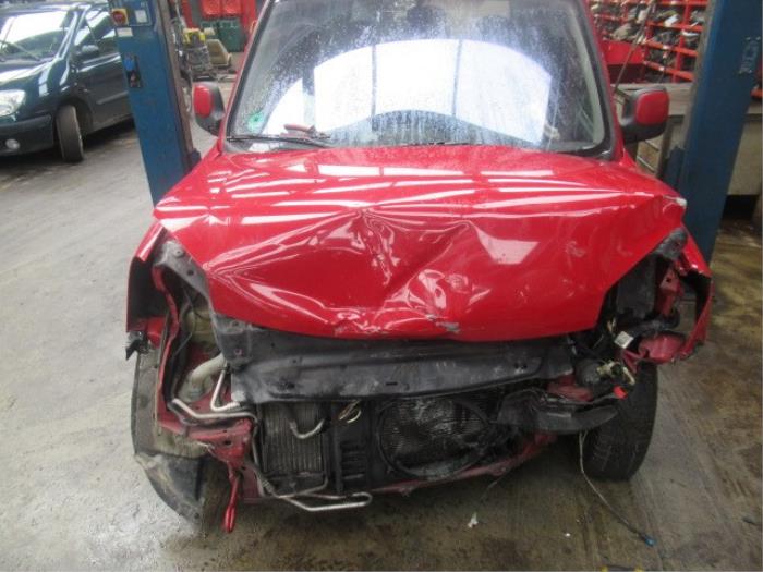 Peugeot Partner Combispace 1.6 HDI 90 16V Sloopvoertuig (2007, Rood)