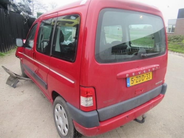Peugeot Partner Combispace 1.6 HDI 90 16V Sloopvoertuig (2007, Rood)
