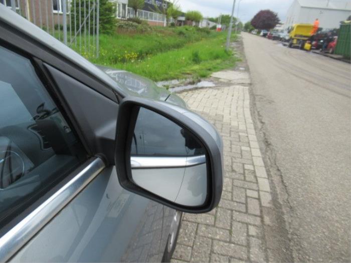 Ford Mondeo IV 2.0 TDCi 140 16V Sloopvoertuig (2010, Metallic, Grijs)