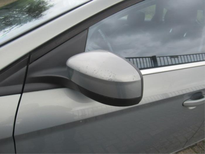 Ford Mondeo IV 2.0 TDCi 140 16V Sloopvoertuig (2010, Metallic, Grijs)