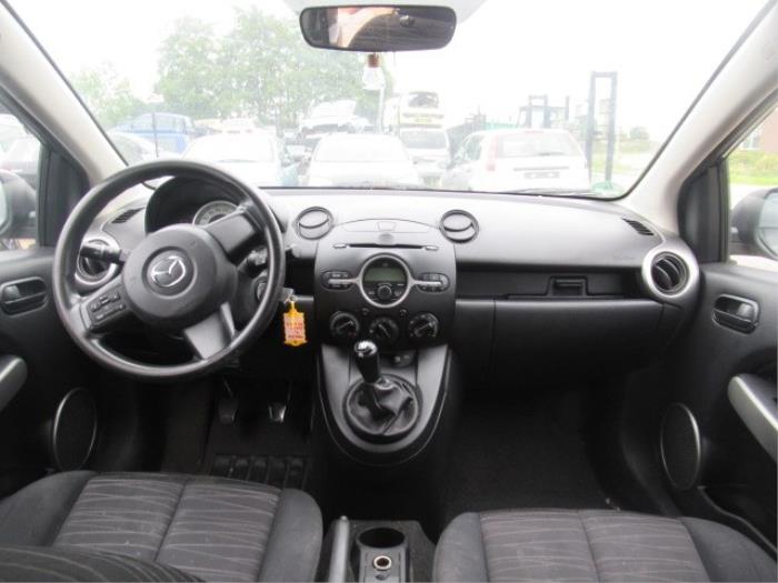 Mazda 2 1.4 CDVi 16V Sloopvoertuig (2008, Donker, Grijs)