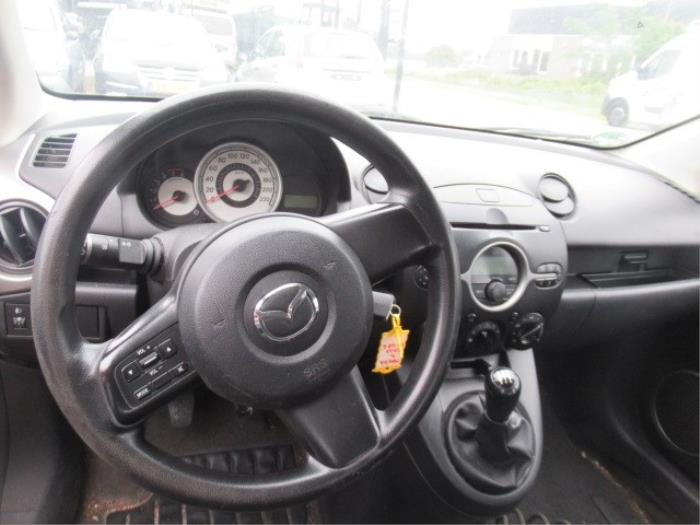 Mazda 2 1.4 CDVi 16V Sloopvoertuig (2008, Donker, Grijs)