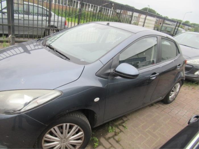 Mazda 2 1.4 CDVi 16V Sloopvoertuig (2008, Donker, Grijs)