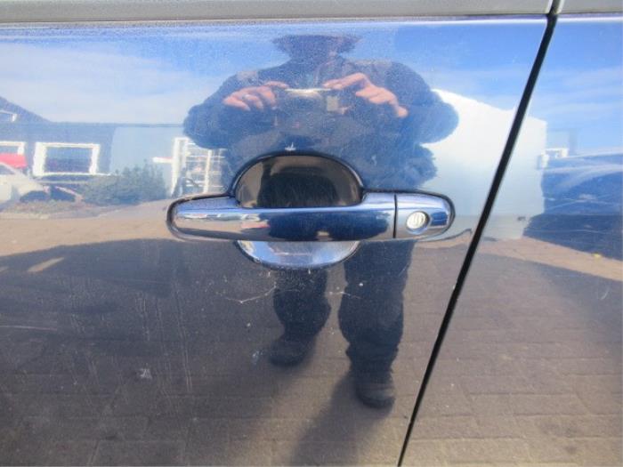 Toyota Corolla Verso 2.2 D-4D 16V Sloopvoertuig (2006, Blauw)