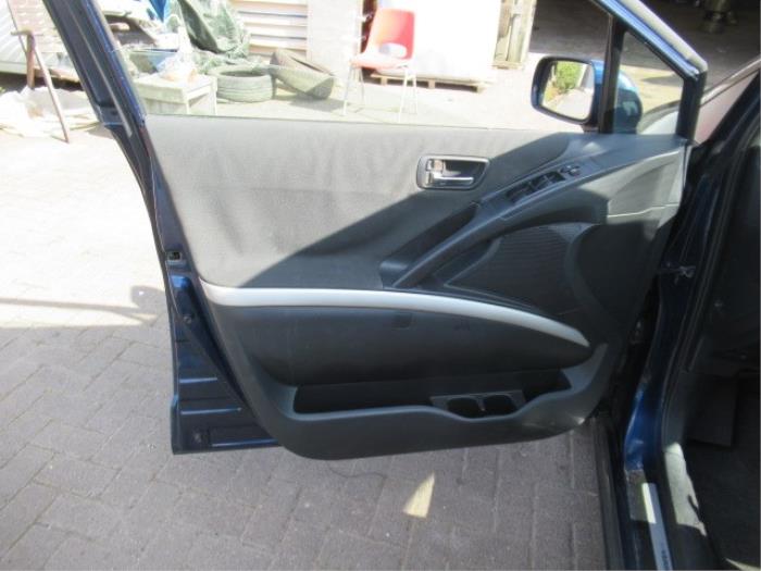 Toyota Corolla Verso 2.2 D-4D 16V Sloopvoertuig (2006, Blauw)