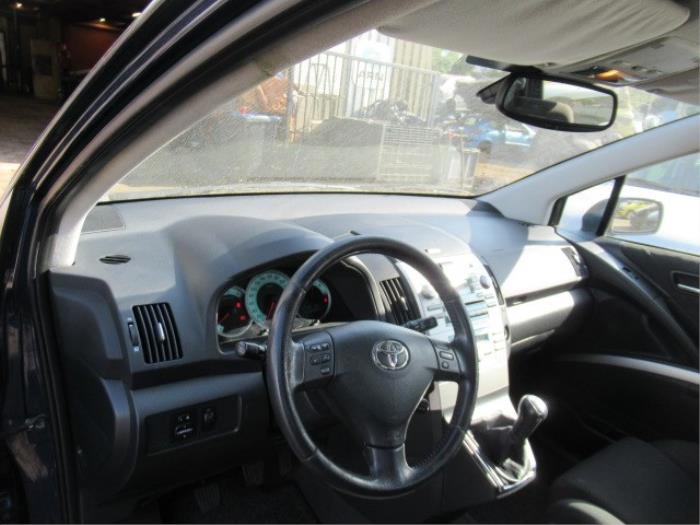 Toyota Corolla Verso 2.2 D-4D 16V Sloopvoertuig (2006, Blauw)