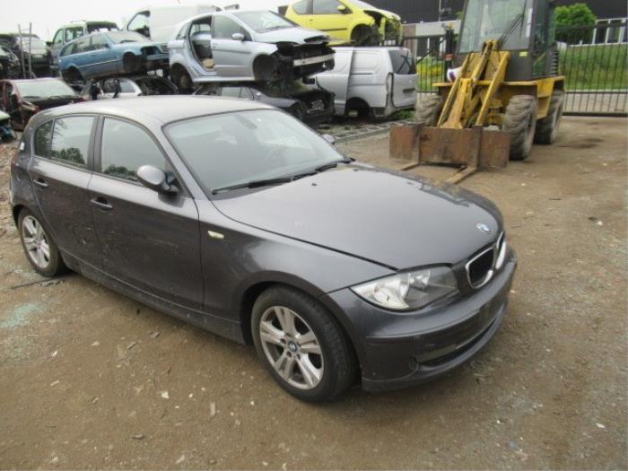BMW 1 serie 118i 16V Sloopvoertuig (2007, Grijs)