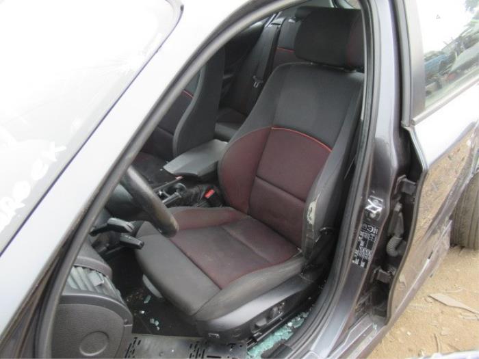 BMW 1 serie 118i 16V Sloopvoertuig (2007, Grijs)