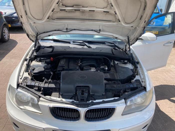 BMW 1 serie 118i 16V Sloopvoertuig (2006, Wit)