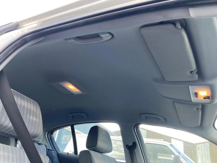 BMW 1 serie 118i 16V Sloopvoertuig (2006, Wit)