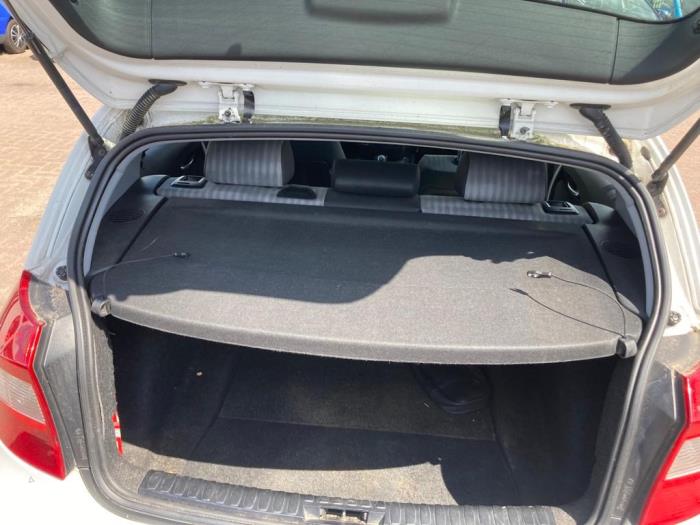 BMW 1 serie 118i 16V Sloopvoertuig (2006, Wit)