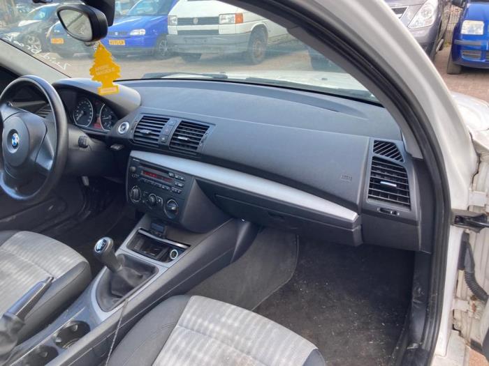 BMW 1 serie 118i 16V Sloopvoertuig (2006, Wit)