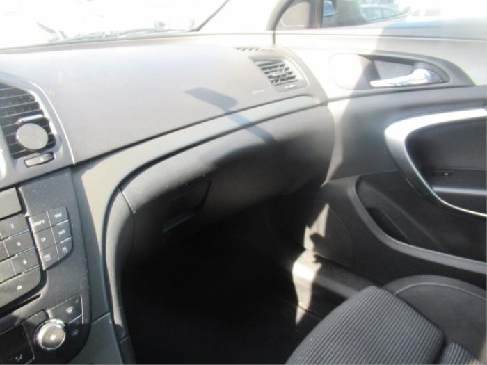 Opel Insignia Sports Tourer 2.0 CDTI 16V 160 Ecotec Sloopvoertuig (2013, Zwart)