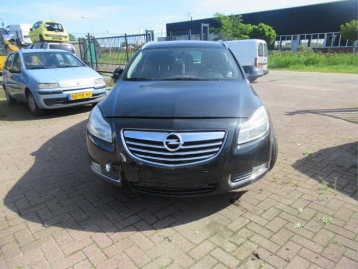 Opel Insignia Sports Tourer 2.0 CDTI 16V 160 Ecotec Sloopvoertuig (2013, Zwart)