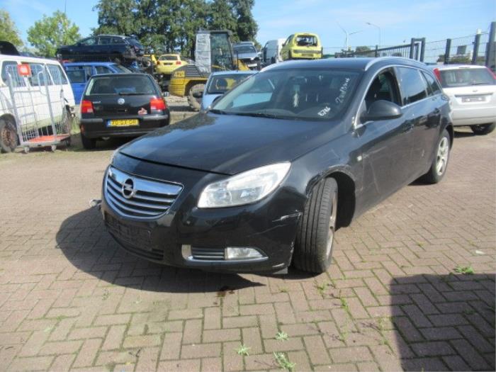 Opel Insignia Sports Tourer 2.0 CDTI 16V 160 Ecotec Sloopvoertuig (2013, Zwart)